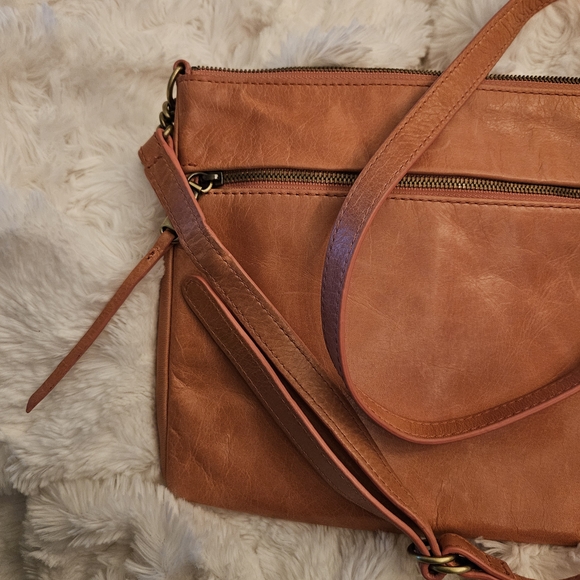 Hobo Leather Crossbody Bag - Picture 2 of 12